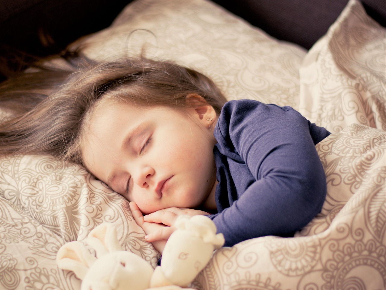 Choosing Between Waterproof and Insulated Toddler Girl Winter Clothes
